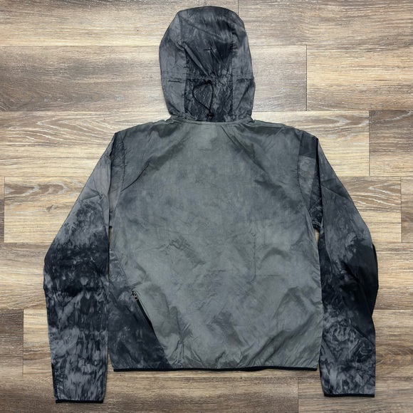 New Women’s Small Nike Lighweight Trail Repel Running Jacket - Picture 3 of 4